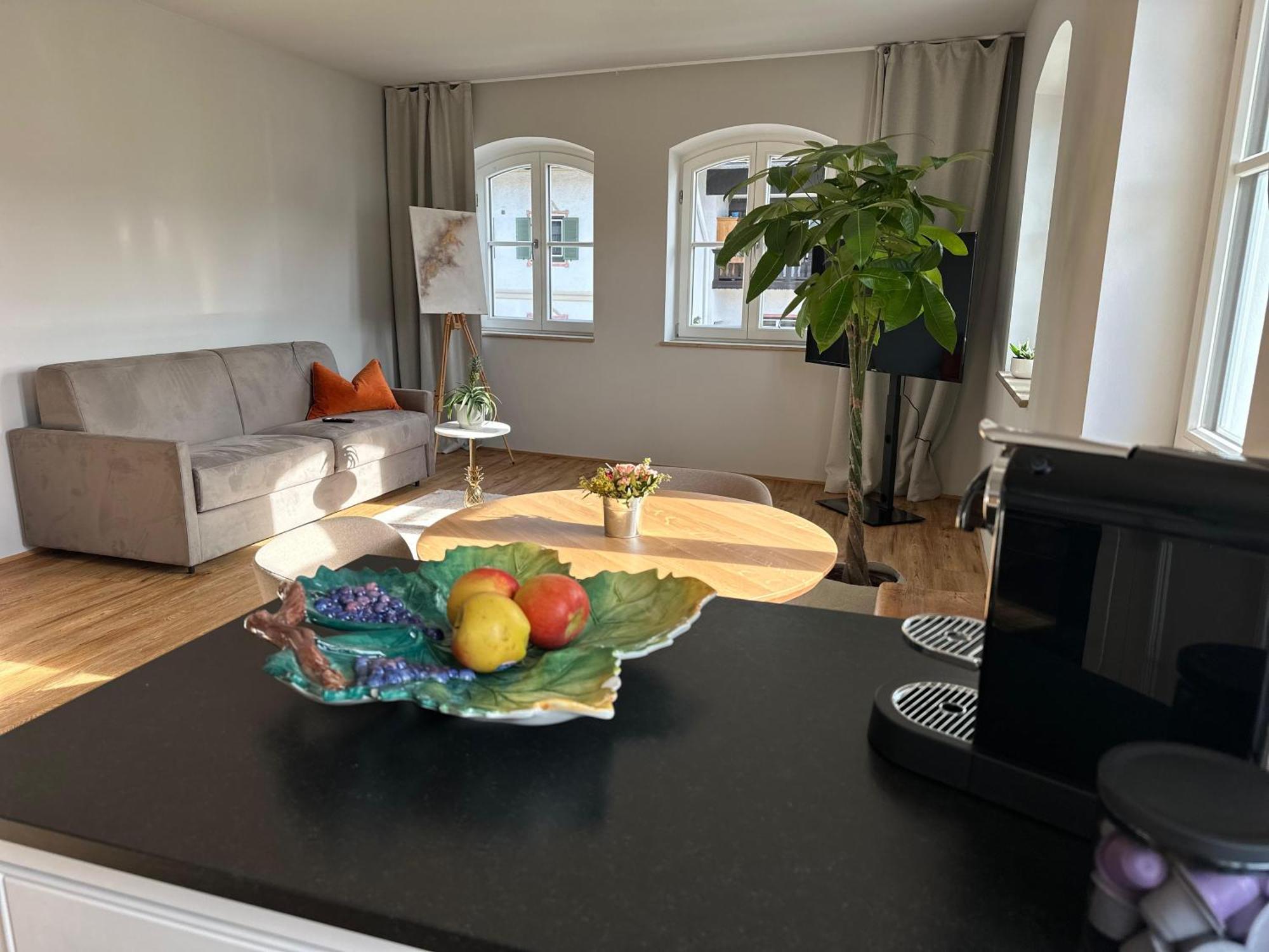 Vaicun Stays - Luxury Apartments - Apartments Mit Blick Auf Den Tegernsee غموند آم تيغرنسي المظهر الخارجي الصورة